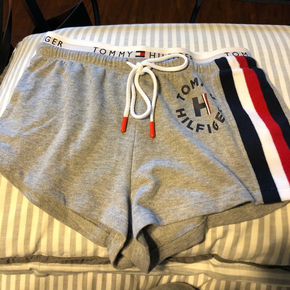 Tommy Hilfiger Cotton shorts